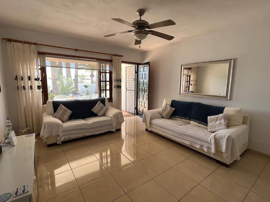 Casa Mo, 2 Bedroom Apartment Close To The Beach ปูแอร์โตเดลคาร์เมน ภายนอก รูปภาพ
